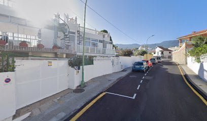 holmes place