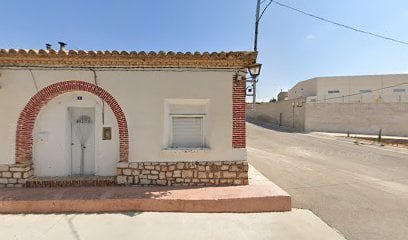 Pabellón municipal de La Puebla de Albortón