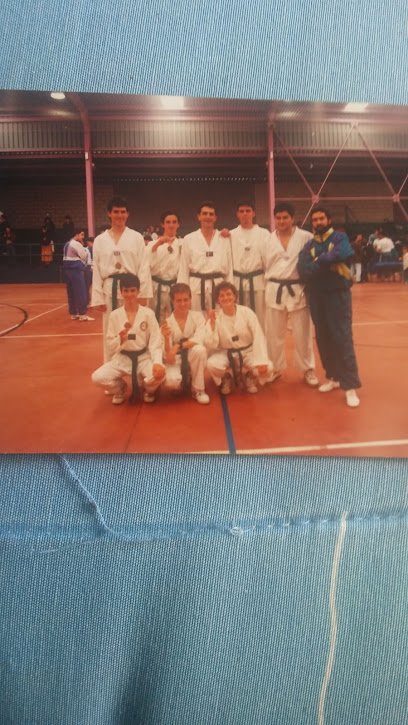 Centro Deportivo Luar